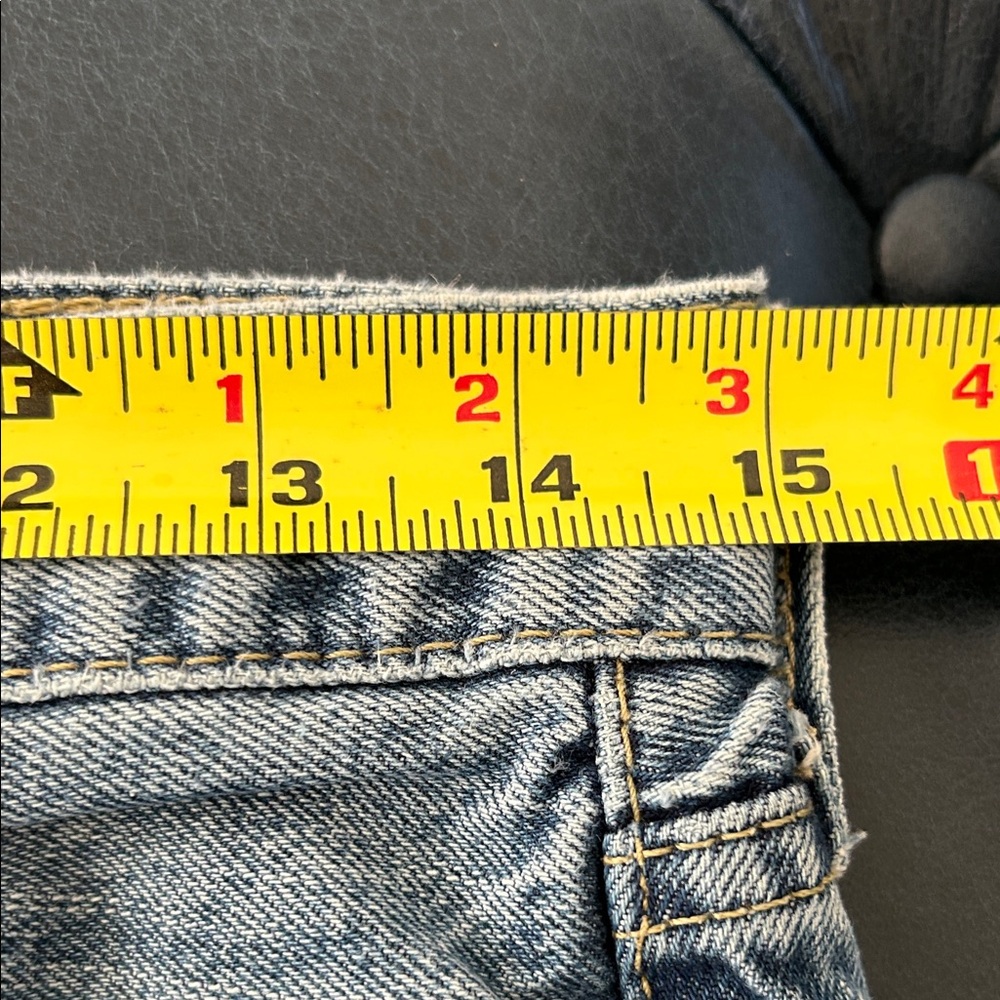 Levi’s Vintage looking 505 Jeans 30X30  A+++ distressed for a 2019 Jean - Picture 12 of 12